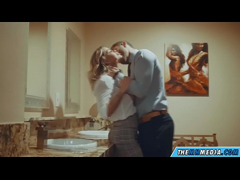 ❤️ Вақте ки як малламуй busty шумо дар як ҳоҷатхона ҷамъиятӣ seduces ❤❌ Суперпорно дар tg.xxxomg.ru ❌️❤
